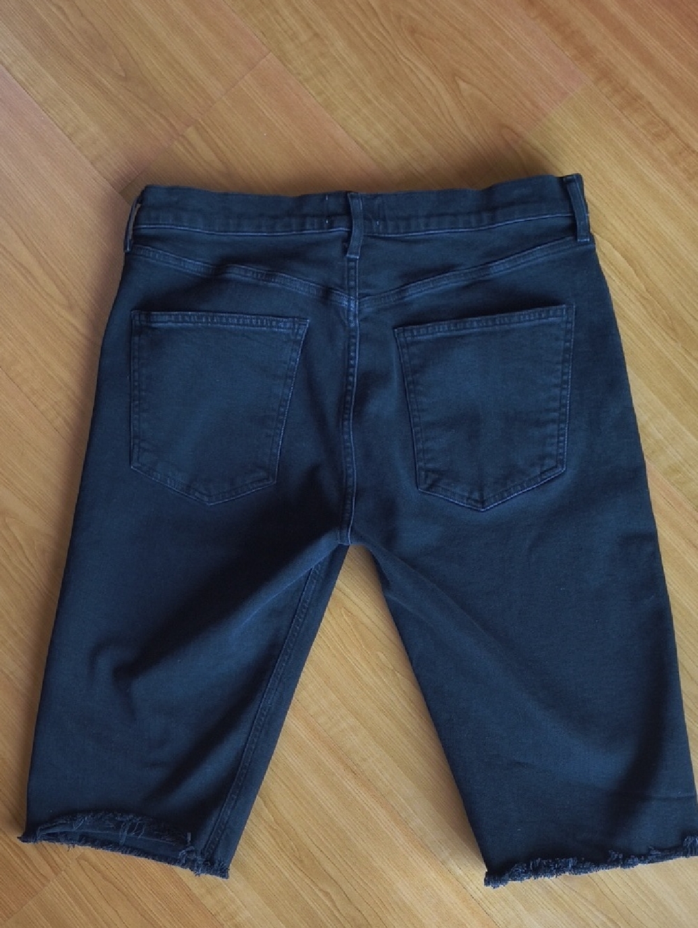 AGOLDE Carrie Long Length Slim Short in Color Stunner Size 32 NWOT - Picture 4 of 12
